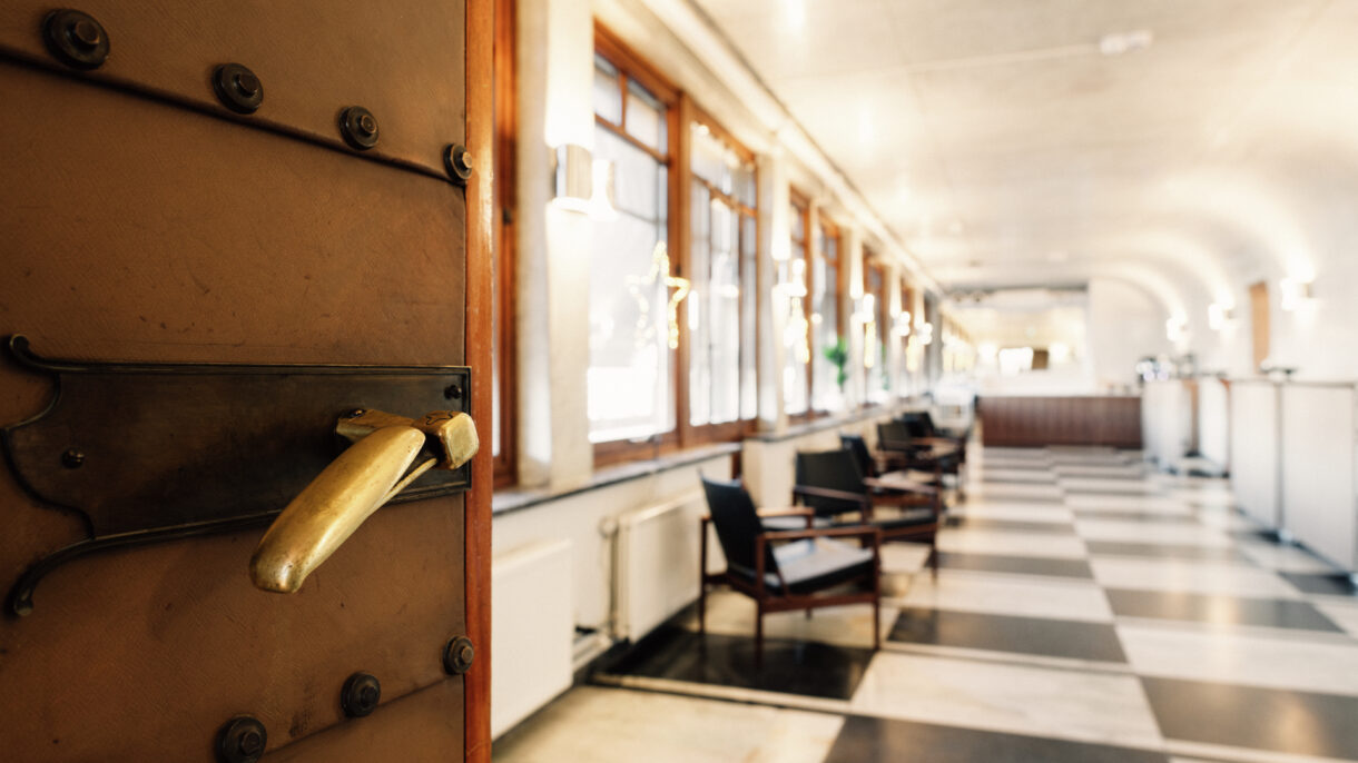 Endelig har du muligheten til å få en omvisning i FutureBuilt-prosjektet Kristian Augusts gate 23. Foto: Arild Danielsen