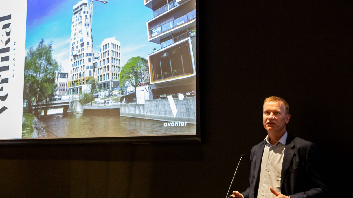 Øystein Thorup, adm.dir. i Avantor, fortalte om Vertikal Nydalen. Foto: Tove Lauluten