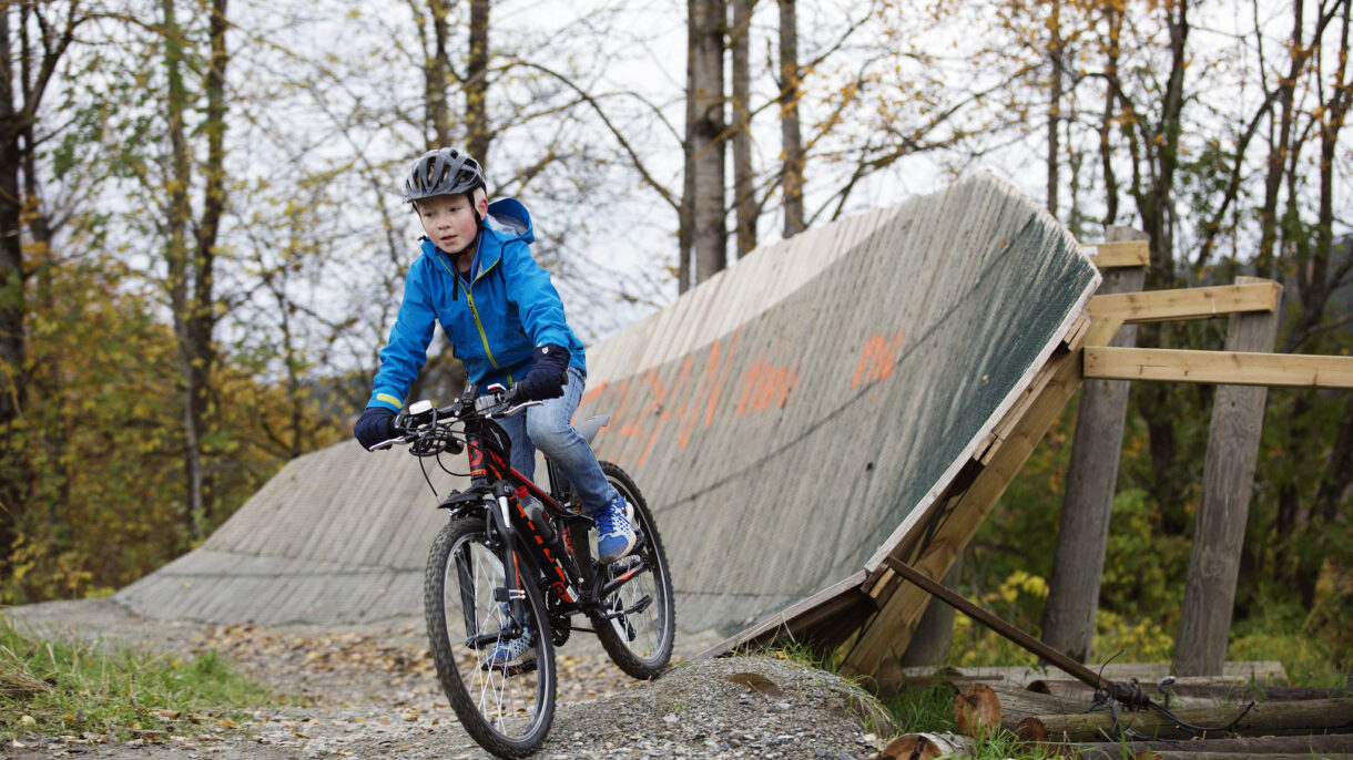 Sykkellek - Heggedal Foto Sverre Chr. Jarild